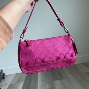 Coach demi in hot pink